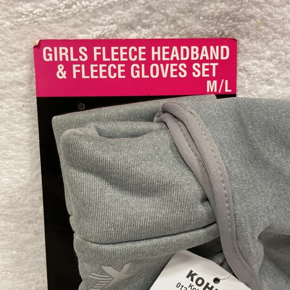 NWT girls fleece headband and fleece gloves set m/l